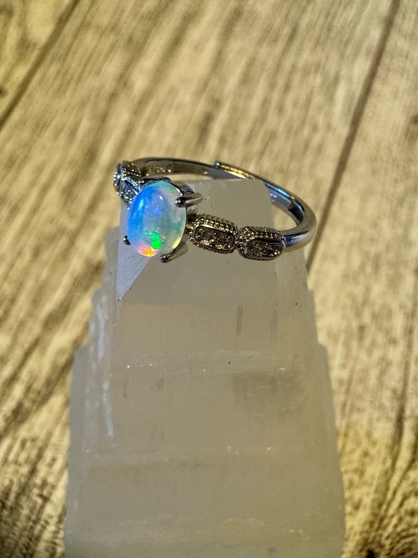 Opal Ring (Silver)
